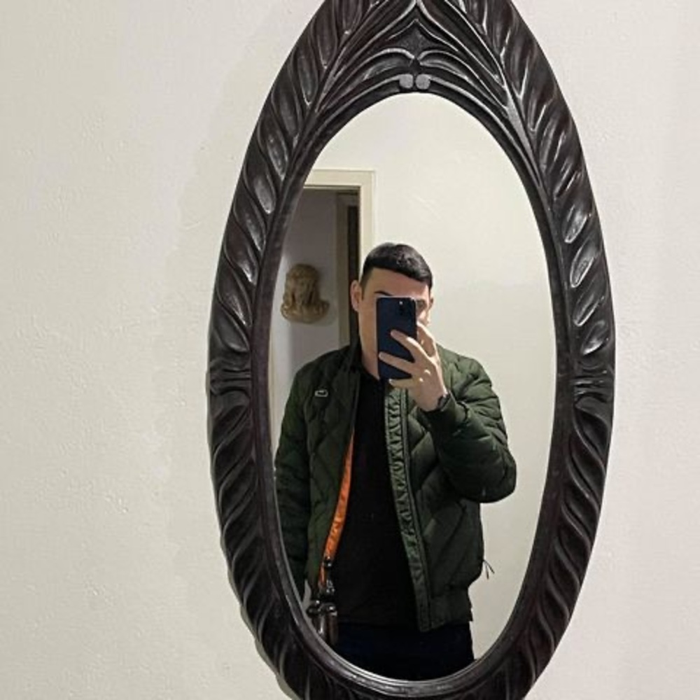 Meet your Posher, Vitor